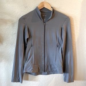 Patagonia grey fitted yoga zip jacket